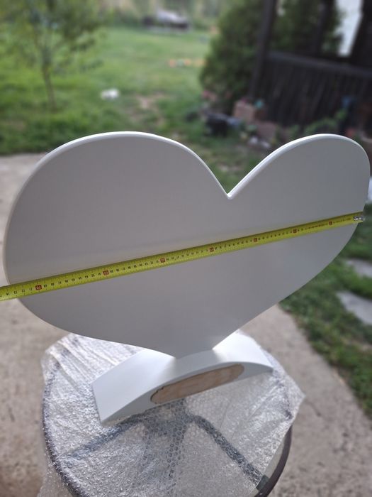 Inima decorativa din lemn