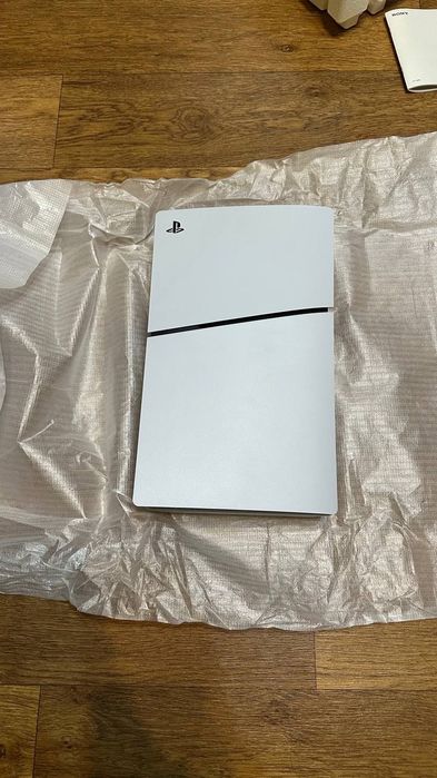 Продам Playstation 5 slim