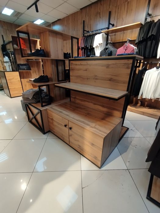 Продается мебель для магазина