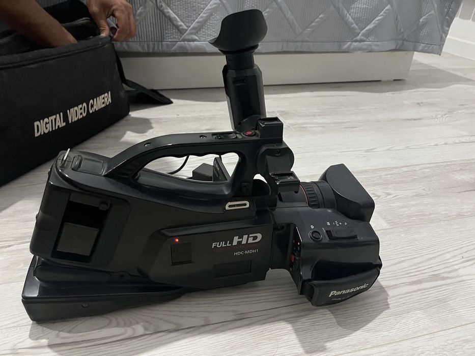 Panasonic HDC-MDH1