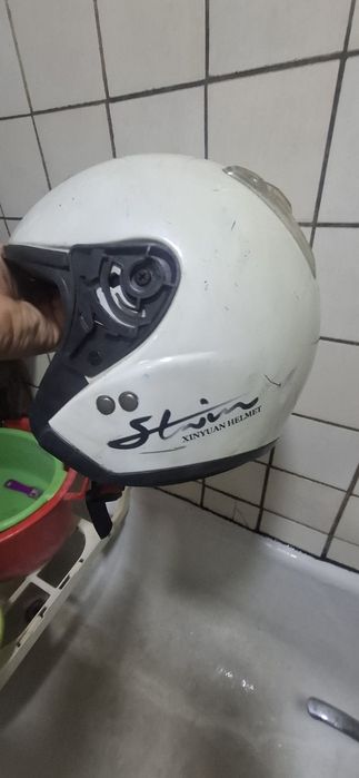 Шлем для мопеда , и для другого транспорта