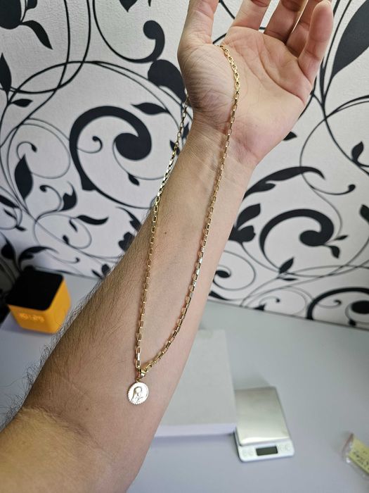 ПРОДАМ Цепочка Кулоном. ЗОЛОТО 585 Пробы 7.36 Грамма