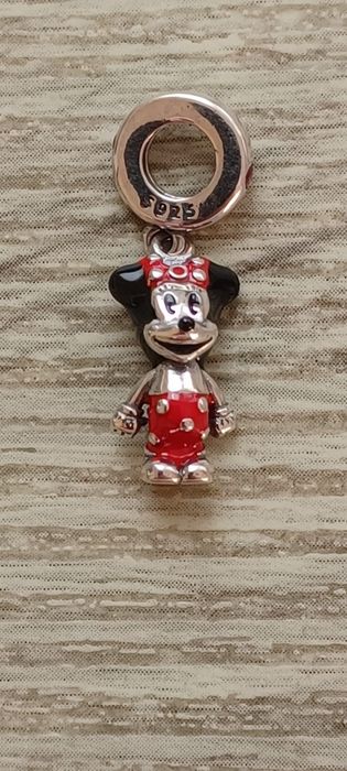 Вълшебни талисмани в стил Disney Pandora