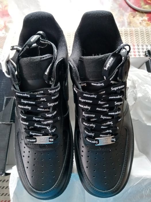 Кроссовки новые "Nike Supreme Black"