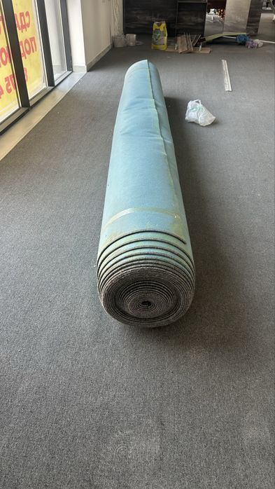 Кавралан ковролин серого цвета