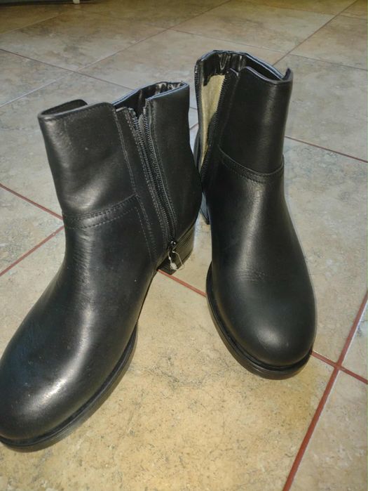 Български дамски боти