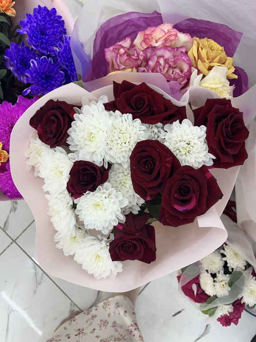 Гүлдер сатылады,бағасын келісеміз