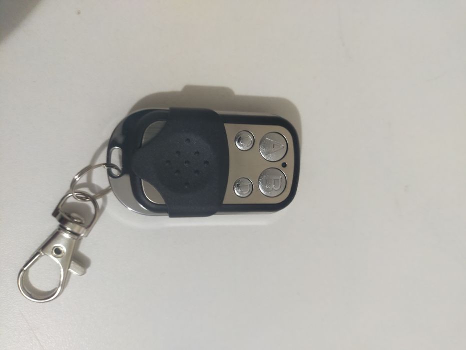 Пульты для ворот и шлагбаумов