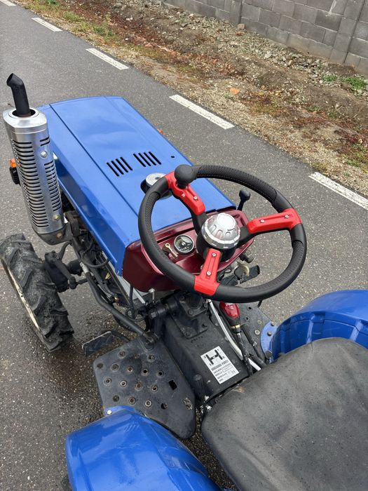Tractoraș japonez ISEKI
