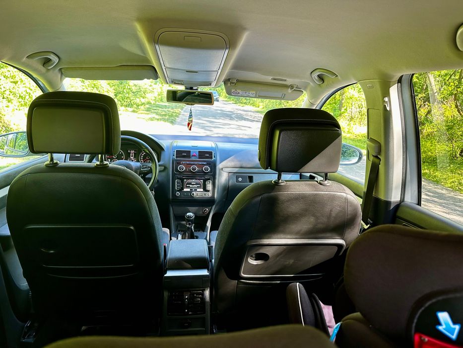 Se vinde Volkswagen Touran 2015, 1.6 TDI
