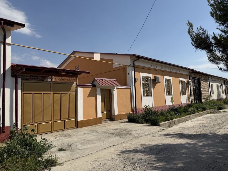 4 xonali xovli sotiladi mebellari bilan (Otchopar)