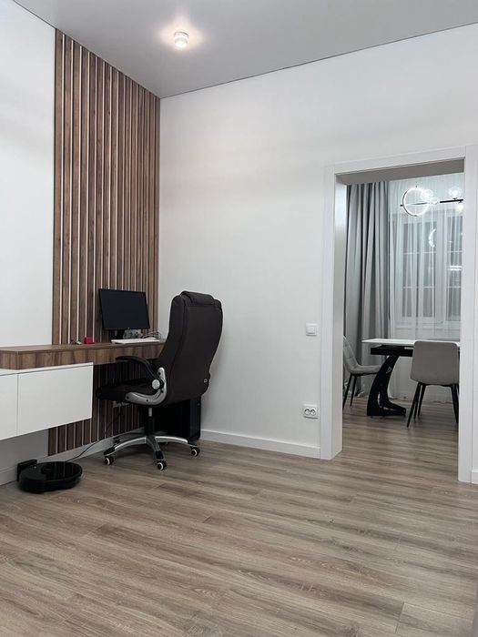 Продам два дома на одном участке