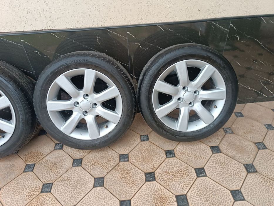 Spark Diska Balon Sotiladi 195 55 R15 Holati yaxshi Ayibi Yoq