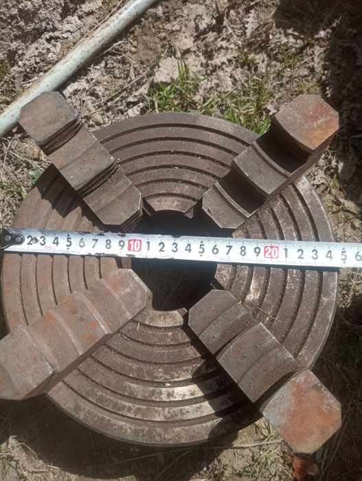 Продам токарный патрон