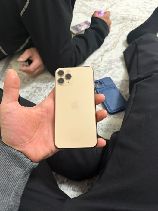 Айфое 11 про идеальном состояние