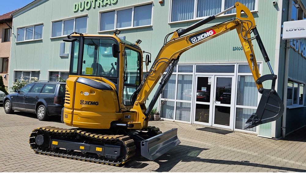 Miniexcavator nou XCMG 35 cu 3 cupe incluse!