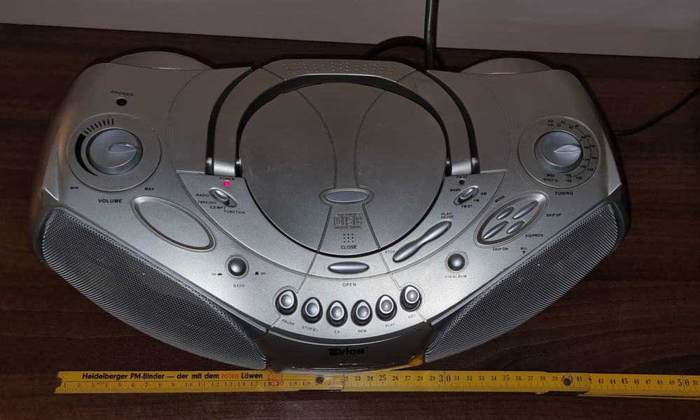 Radio-casetofon-CDplayer  Tevion , i