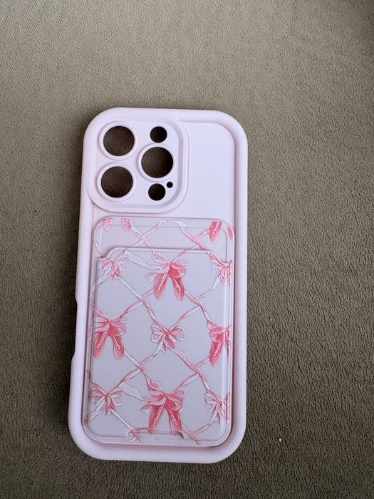 Калъф Iphone 16 Pro с джоб за карти