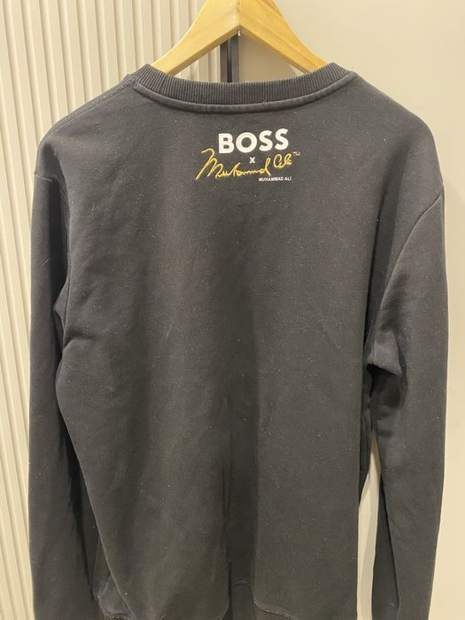 Продам свитшот HUGO BOSS