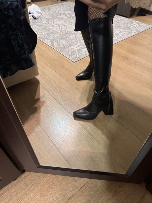Продам кожаные сапоги