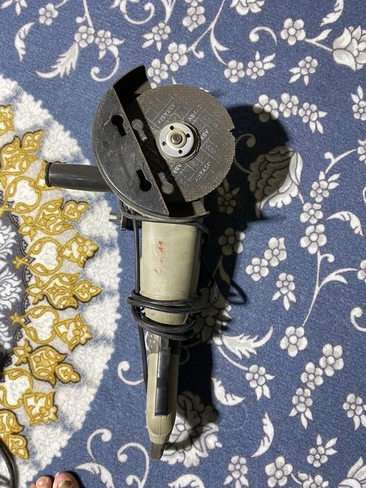 Продаётся страительные инструменты.