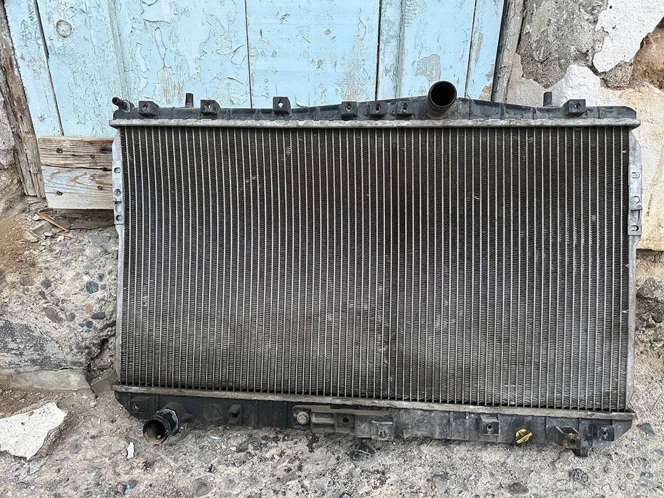 Jentra radiator sotiladi
