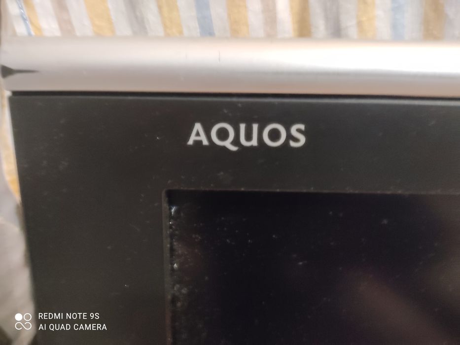 Продам телевизор Sharp AQUOS LC-32P55E