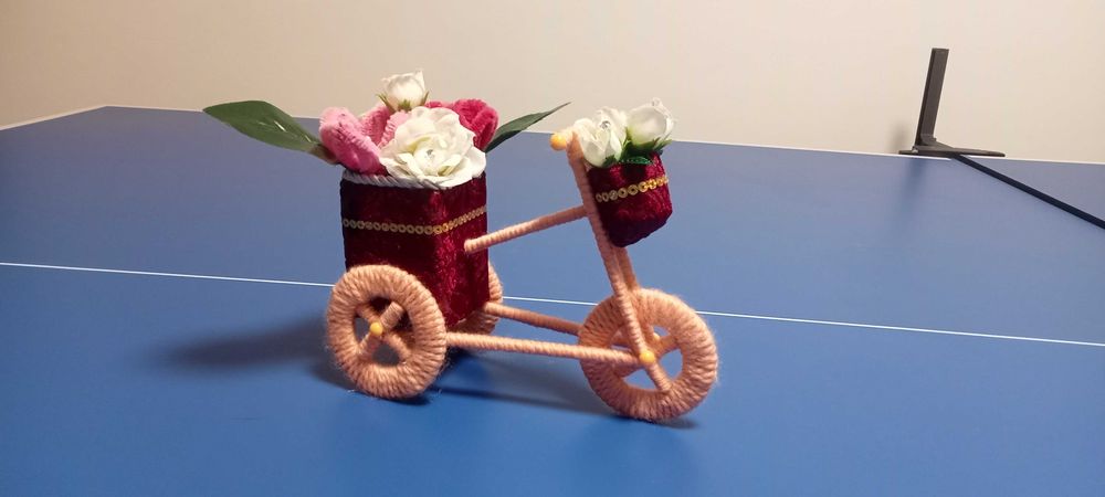 Весенняя поделка к 8 марта. Цена 2000 тг.