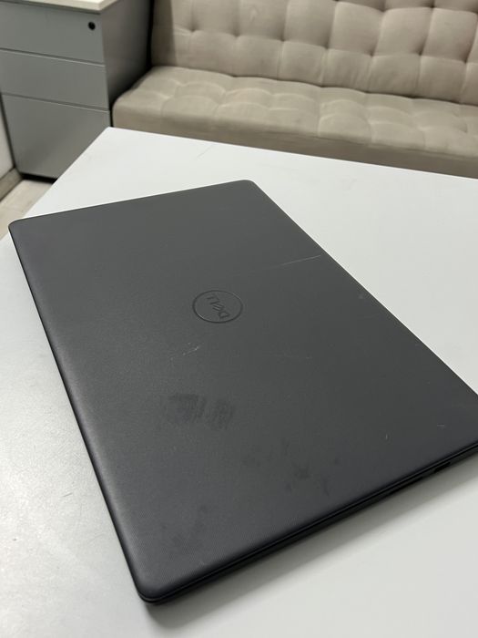 Laptop Dell Vostro model 3500 intel core i5 gen 1135 nvme 512