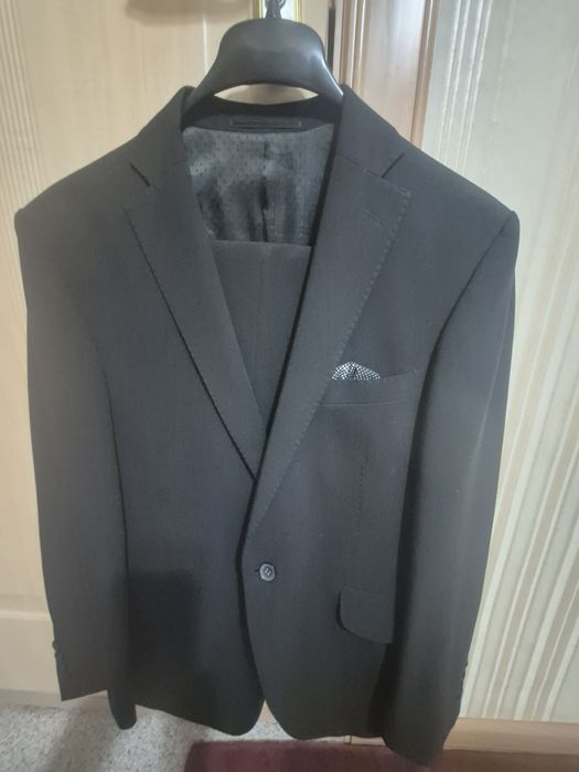 Продаются мужской пиджак брюки