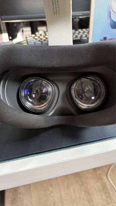 Виртуальные очки реальности Meta Quest 3S 128Gb