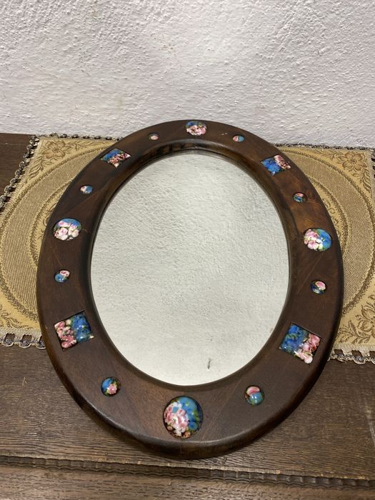 Старо френско огледало с орехова рамка