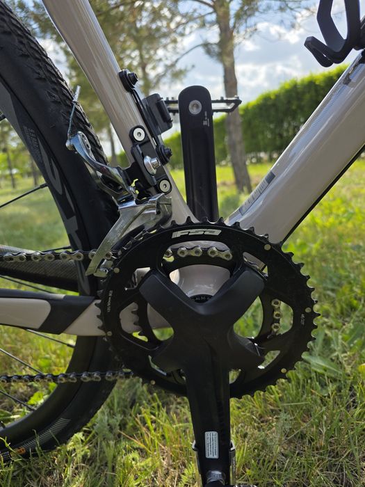 Велосипед карбоновый Giant Revolt Advanced 3