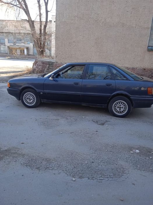 Ауди б 3 в хорошоо состоянье