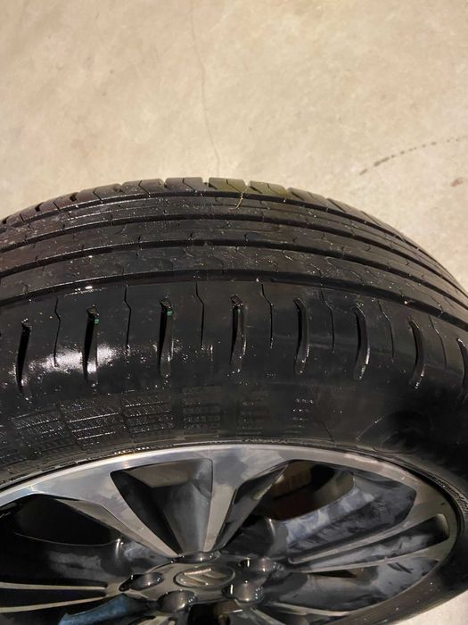 Cauciucuri/Anvelope vară Continental 215/55/R17 94 V -Dot 2020-250 lei