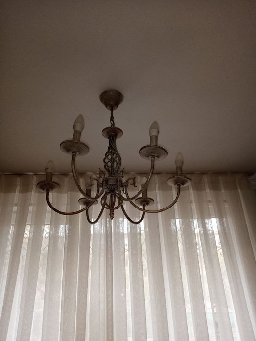 7-6 рожковая люстра