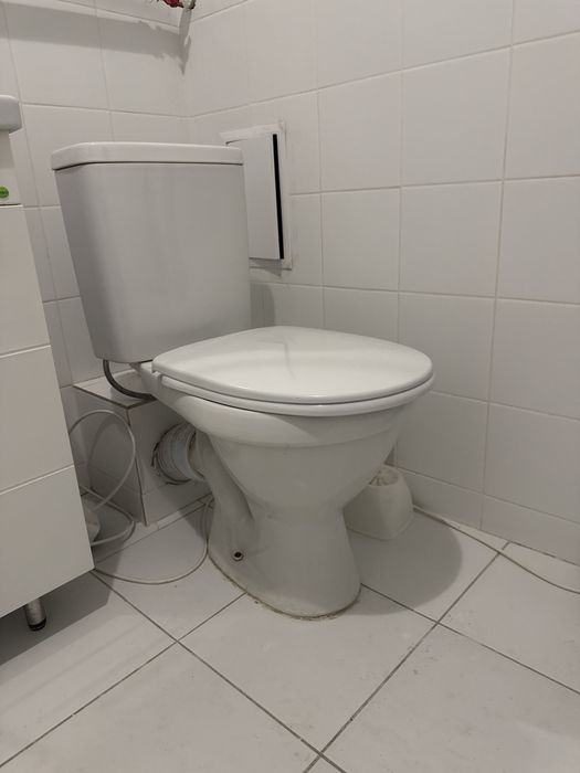 продаю унитаз строительный