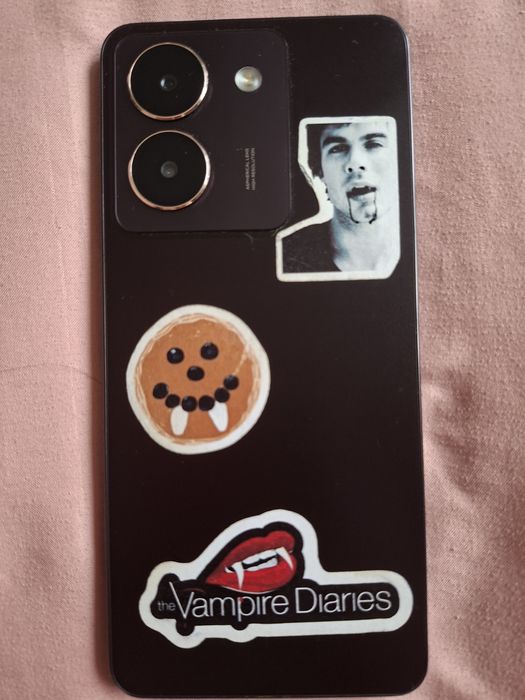 Смартфон Vivo Y27s