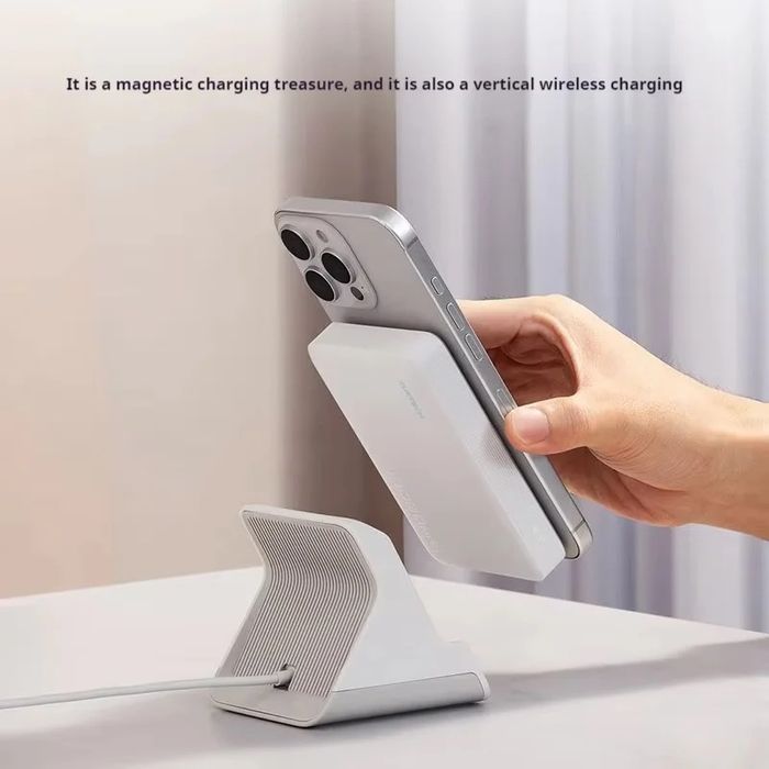 Cuktech cp12 power bank MagSafe