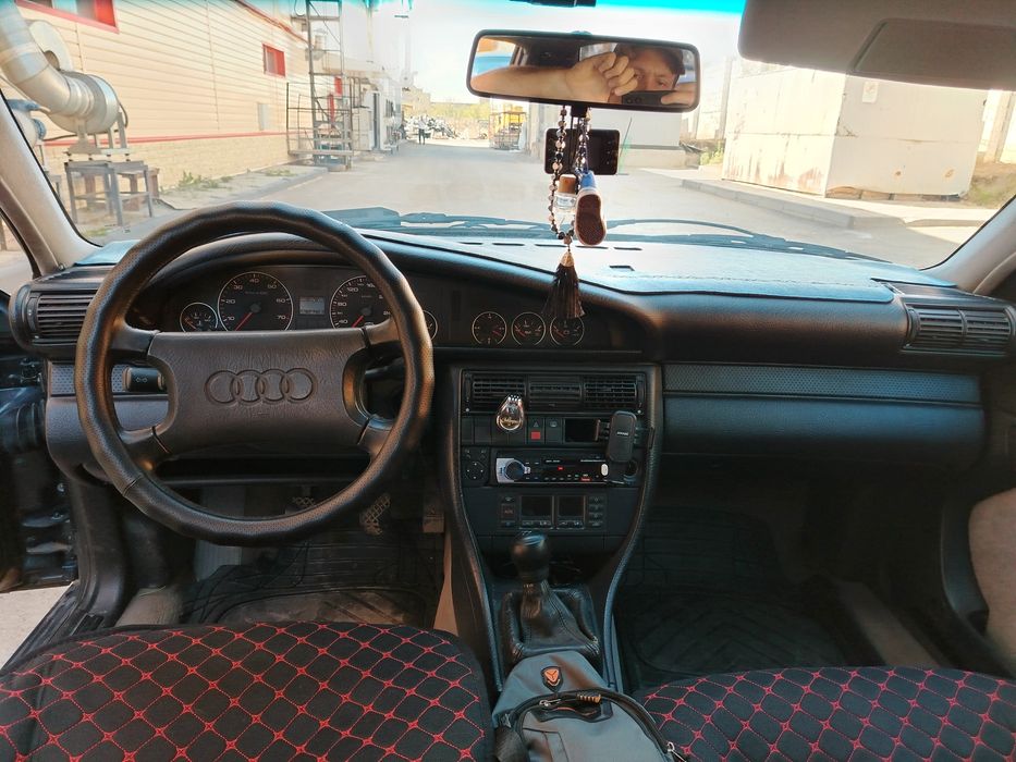 Продам Ауди 100с4