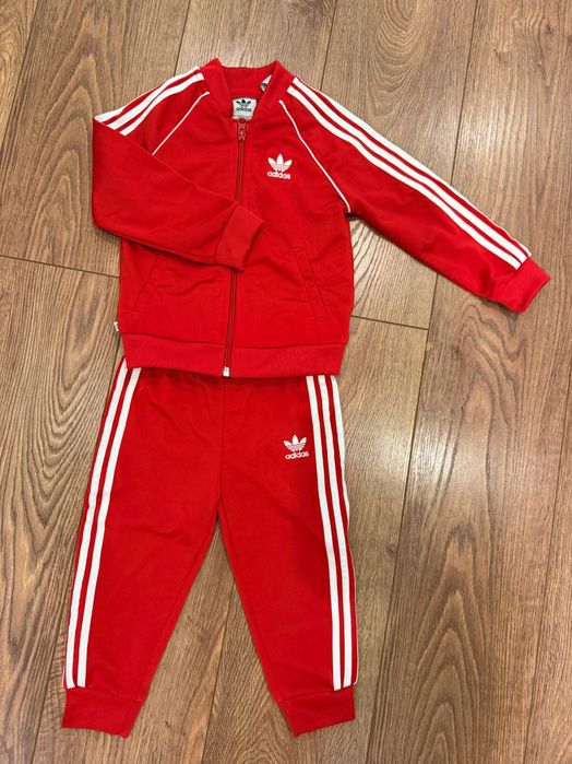 Детски екип Адидас