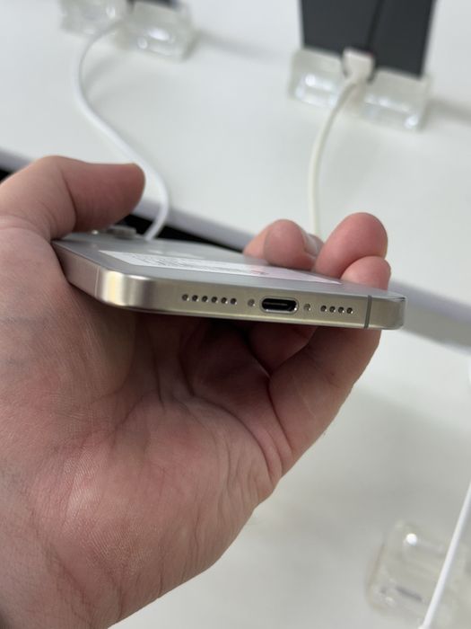 Айфон 15про макс 256гб 87%