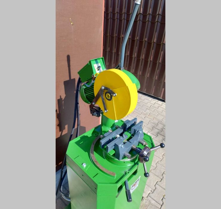 Masina de Debitat Profile Metalice - BEWO