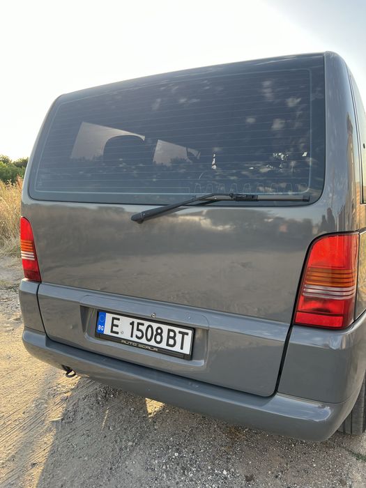 Продавам Mercedes V230