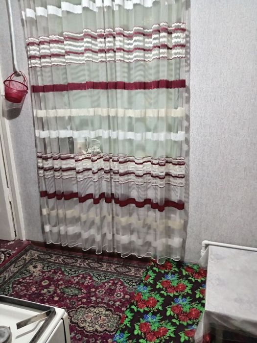 14 Магазин Олдида 1 хонали Квартира ижарага берилади Комунал Ичида