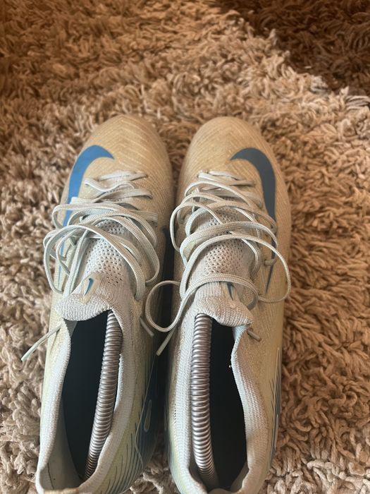 Ghete de fotbal nike acc