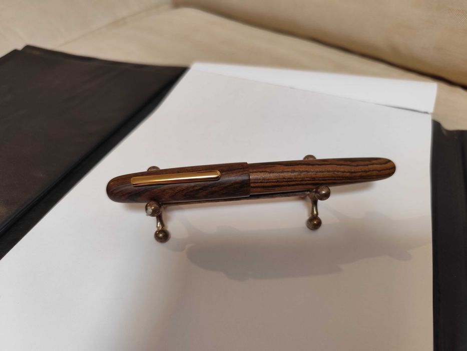 Писалка Jinhao 9056