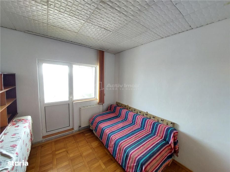 3 CAMERE, decomandat, 77 mp, boxa, Micro 3,Carrefour