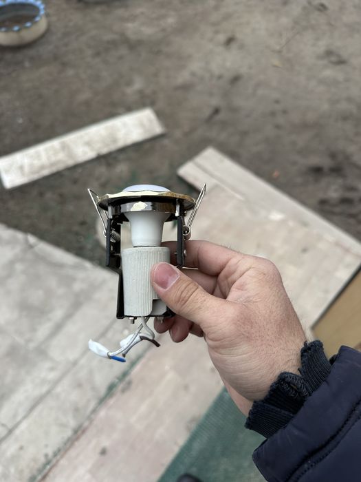 Светильник потолочный