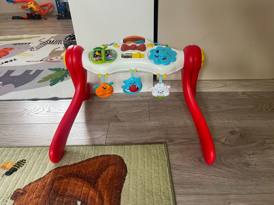 Активна гимнастика и масичка за игра